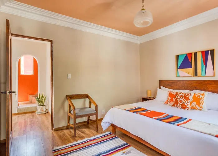 Classic 3br Condesa House | Terrace-tub-patio-a/c Holiday home Mexico City