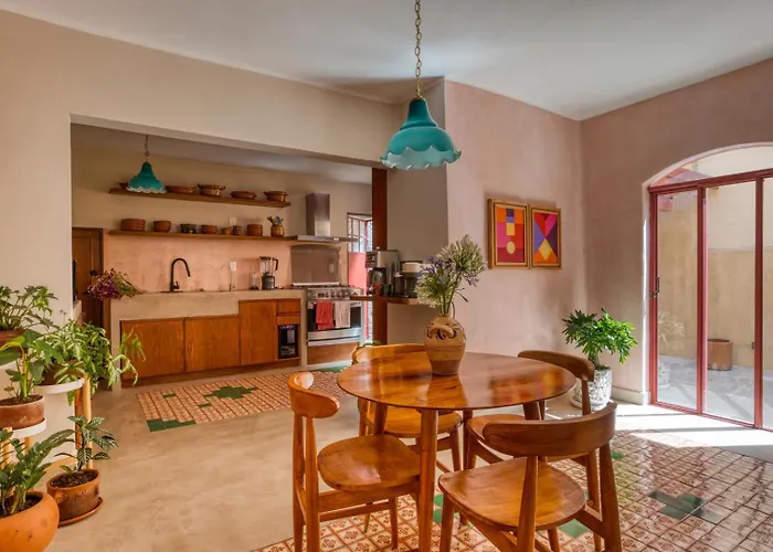 Holiday home Classic 3br Condesa House | Terrace-tub-patio-a/c Mexico City