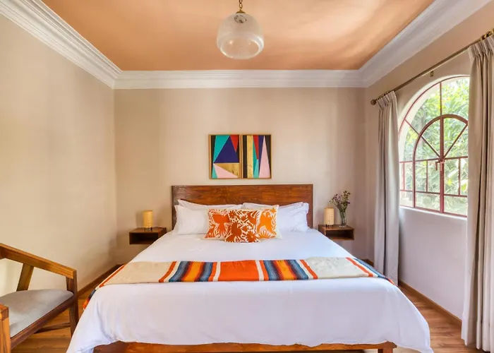 Holiday home Classic 3br Condesa House | Terrace-tub-patio-a/c