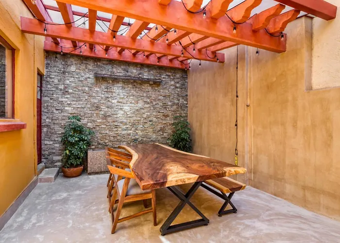 Classic 3br Condesa House | Terrace-tub-patio-a/c *