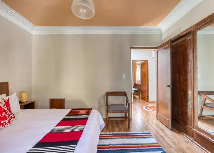 Classic 3br Condesa House | Terrace-tub-patio-a/c *