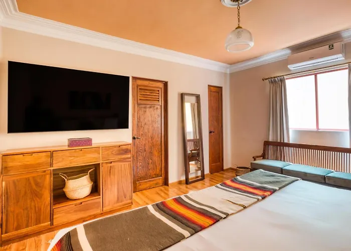Holiday home Classic 3br Condesa House | Terrace-tub-patio-a/c Mexico City