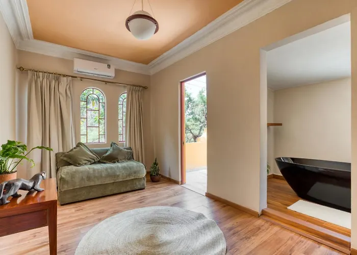 Holiday home Classic 3br Condesa House | Terrace-tub-patio-a/c *