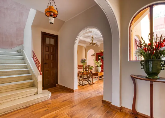 Holiday home Classic 3br Condesa House | Terrace-tub-patio-a/c