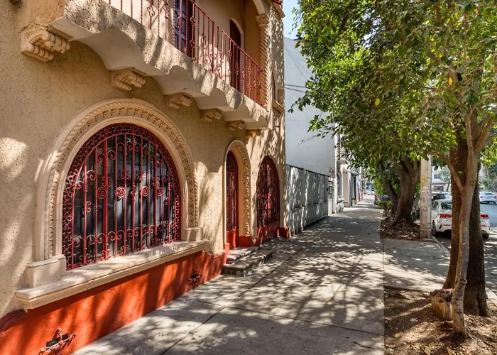 Holiday home Classic 3br Condesa House | Terrace-tub-patio-a/c Mexico City