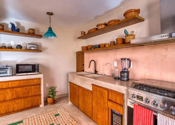 Holiday home Classic 3br Condesa House | Terrace-tub-patio-a/c *