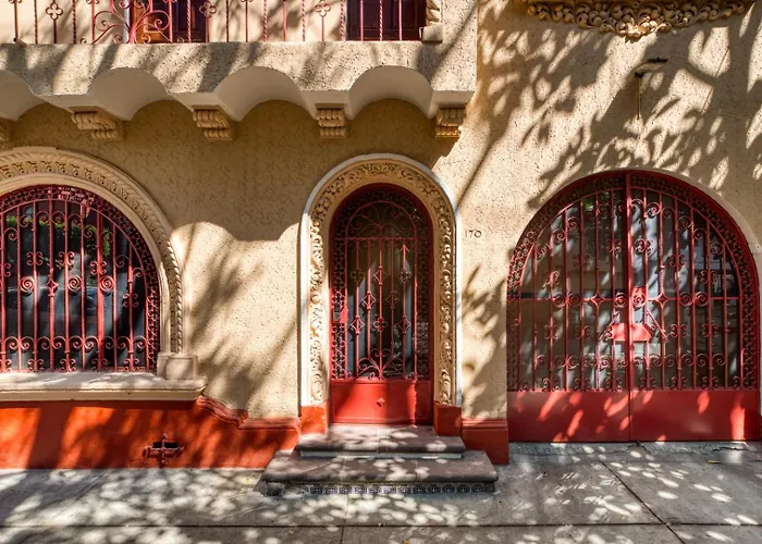 Classic 3br Condesa House | Terrace-tub-patio-a/c Holiday home Mexico City